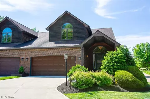 3937 Burgundy Bay Blvd W, Medina, OH 44256