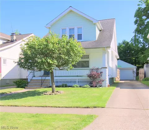9808 Parkview Ave, Garfield Heights, OH 44125