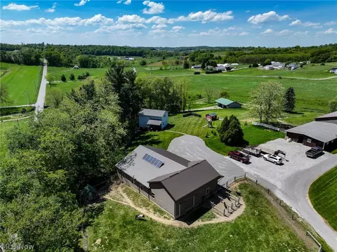 2319 County Road 200, Dundee, OH 44624