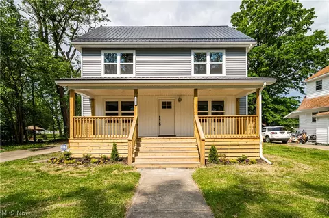5113 Dunsmore Ave, Ashtabula, OH 44004 photo 2