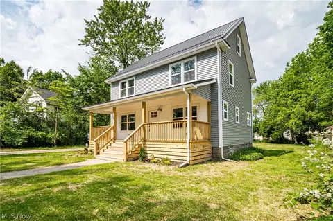 5113 Dunsmore Ave, Ashtabula, OH 44004 photo 3