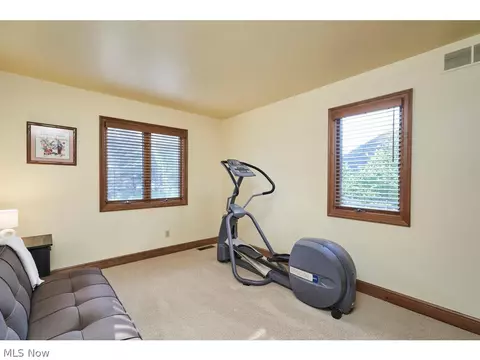 334 W Bramble Cir, Copley, OH 44321 photo 17