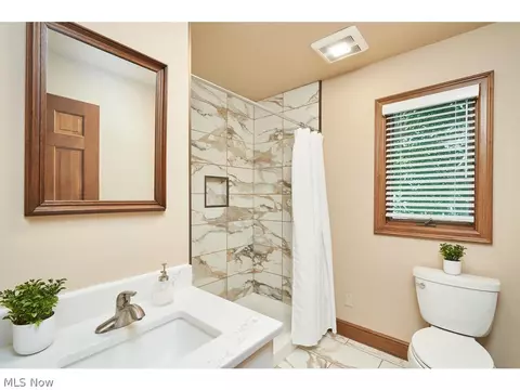 334 W Bramble Cir, Copley, OH 44321 photo 10