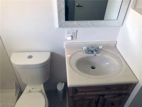 508 Vermont Rd, Elyria, OH 44035 photo 7