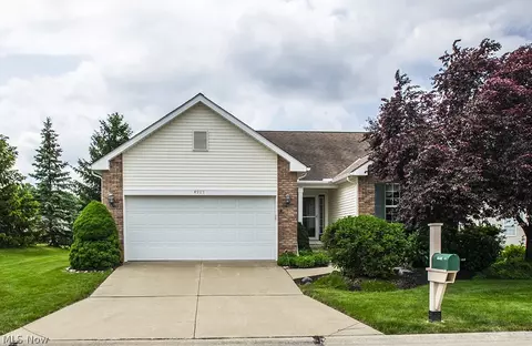 4903 Somerset Ct, North Ridgeville, OH 44039