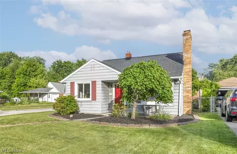 32228 Glen Arden Dr, Willowick, OH 44095