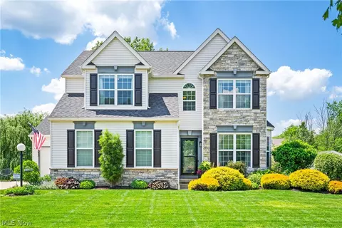 4255 Brownstone Ln, Medina, OH 44256
