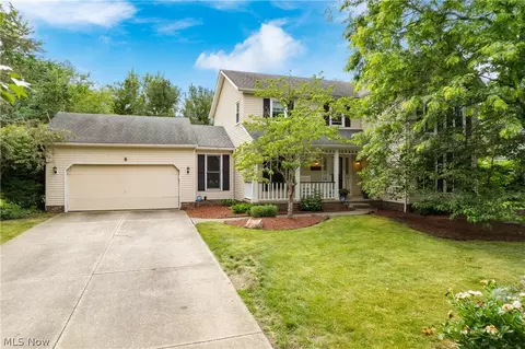5704 Williamsburg Cir, Hudson, OH 44236