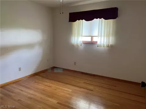 Bedroom - 220 Florida Ave, Weirton, WV 26062 photo 1 of 4