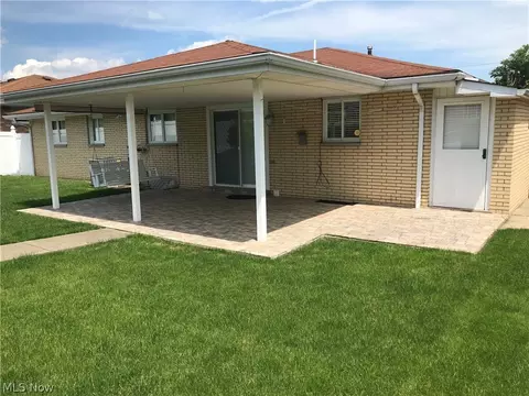 Exterior - 220 Florida Ave, Weirton, WV 26062 photo 3 of 5