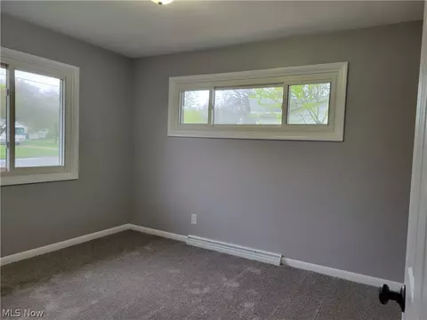 720 Plainfield Rd, Akron, OH 44312 photo 14