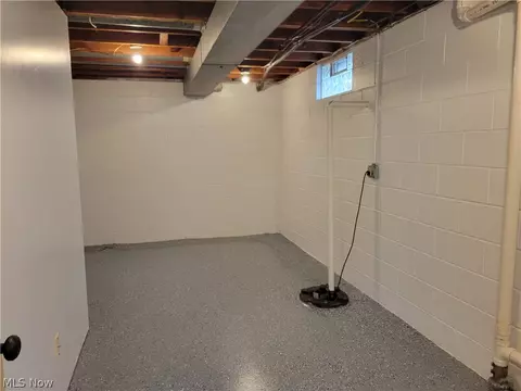 720 Plainfield Rd, Akron, OH 44312 photo 28