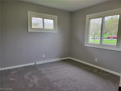 720 Plainfield Rd, Akron, OH 44312 photo 16
