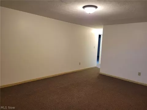 720 Plainfield Rd, Akron, OH 44312 photo 22