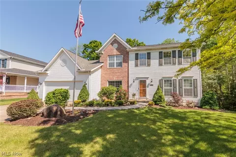 3895 Stonegate Dr, Medina, OH 44256