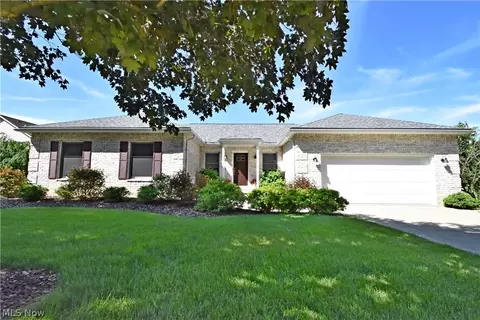 117 Pin Oak Trl, Seville, OH 44273