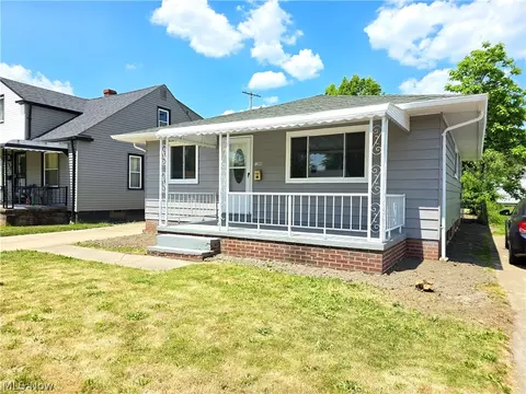 12808 Guardian Blvd, Cleveland, OH 44135