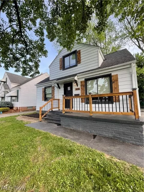 18216 Edinboro Ave, Maple Heights, OH 44137