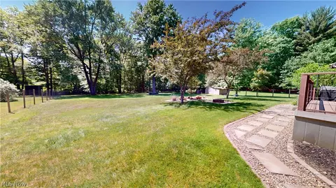 Exterior - 2934 Denise Dr, Copley, OH 44321 photo 2 of 4