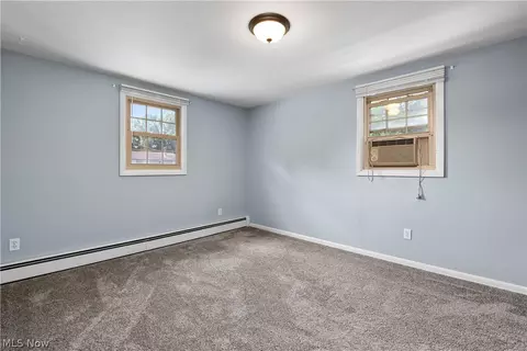 Bedroom - 433 Colgate Ave, Elyria, OH 44035 photo 11 of 13