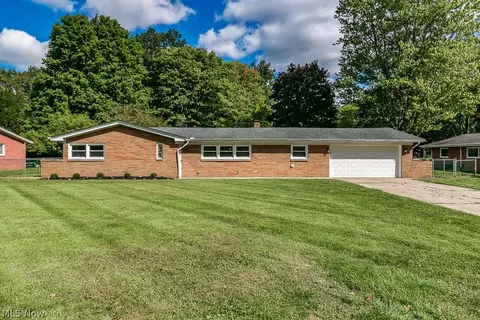 5675 Meister Rd, Mentor, OH 44060