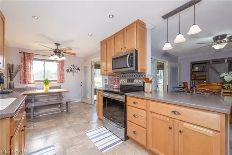 Kitchen - 3009 State Route 44, Rootstown, OH 44272 photo 1 of 3