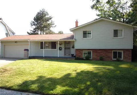 128 E 192nd St, Euclid, OH 44119