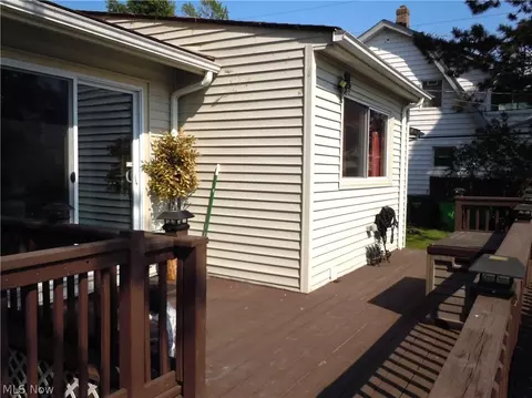 128 E 192nd St, Euclid, OH 44119 photo 21