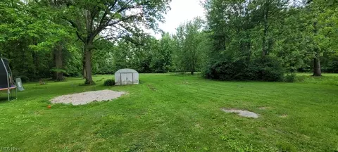 Exterior - 263 E Lorain St, Oberlin, OH 44074 photo 2 of 2