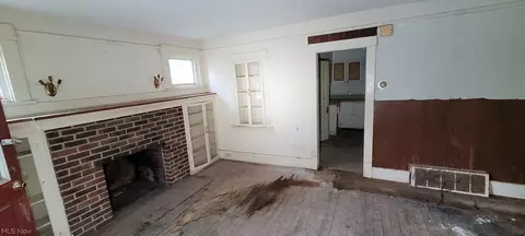 Living - 263 E Lorain St, Oberlin, OH 44074 photo 1 of 1