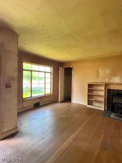 1606 E Maple St NW, North Canton, OH 44720 photo 6