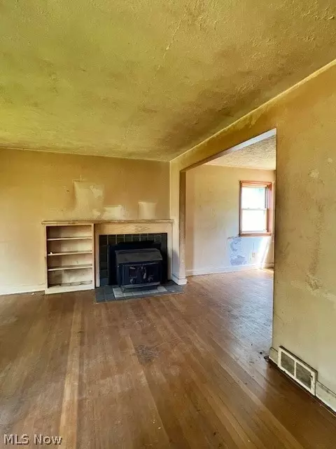 1606 E Maple St NW, North Canton, OH 44720 photo 7