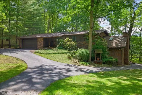 614 Surfside Dr, Coventry, OH 44319