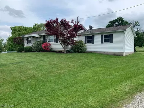 11354 State Route 39, Millersburg, OH 44654