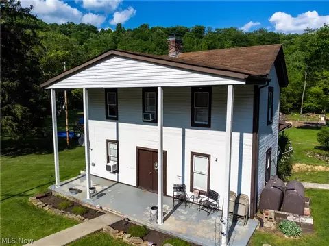 615 County Road 7, Dillonvale, OH 43917