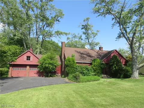 7703 Brecksville Rd, Independence, OH 44131