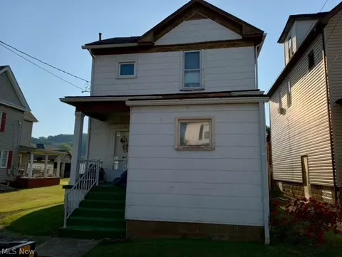2106 Charles St, Wellsburg, WV 26070