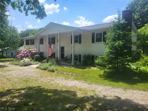7666 Boneta Rd, Wadsworth, OH 44281
