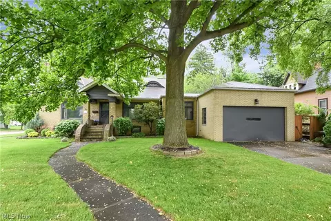 3049 Clague Rd, North Olmsted, OH 44070
