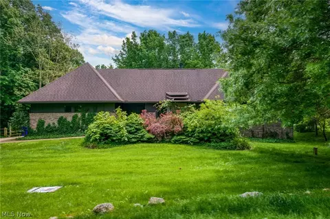 8115 Ferguson Rd, Streetsboro, OH 44241
