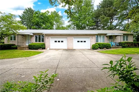 445-447 E Wood St, Shreve, OH 44676