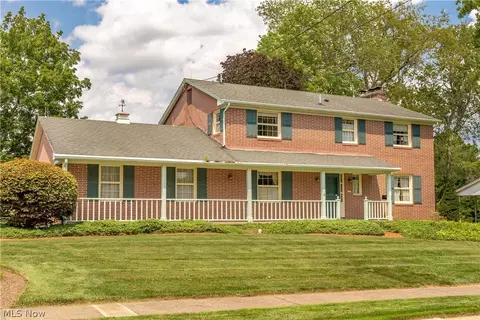 715 Edgewood St, North Canton, OH 44720