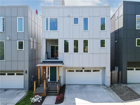 2811 W 12th St, Cleveland, OH 44113