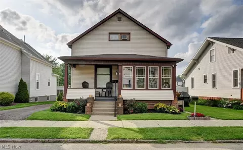 223 Miller Ave, Dennison, OH 44621