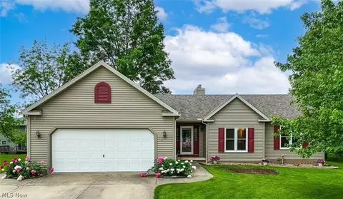 247 Pine Needle Dr, Seville, OH 44273