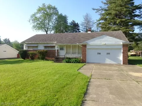 22360 Libby Rd, Bedford, OH 44146