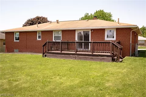 1420 Viola Pkwy NW, Canton, OH 44708 photo 3