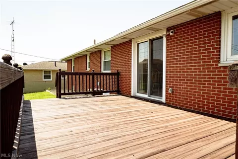 1420 Viola Pkwy NW, Canton, OH 44708 photo 4