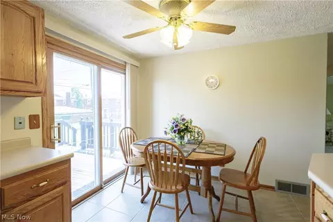 1420 Viola Pkwy NW, Canton, OH 44708 photo 10