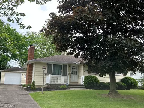 1817 W 30th St, Lorain, OH 44052